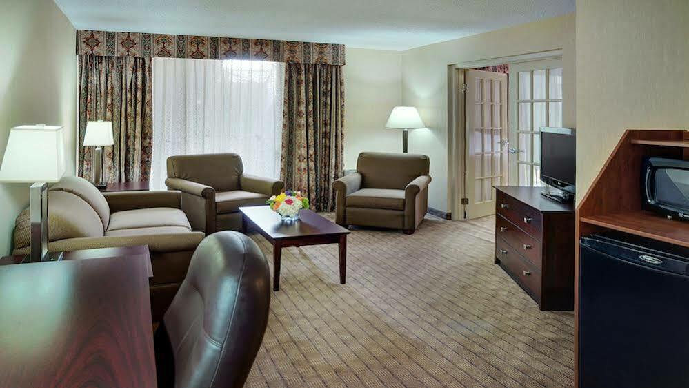Holiday Inn Guelph Hotel & Conference Centre, An Ihg Hotel Eksteriør billede