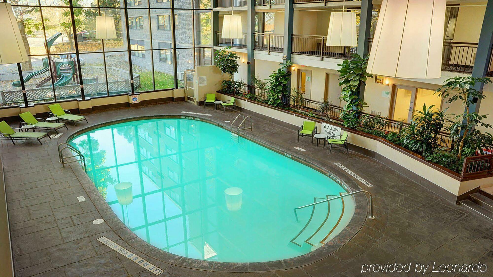 Holiday Inn Guelph Hotel & Conference Centre, An Ihg Hotel Eksteriør billede
